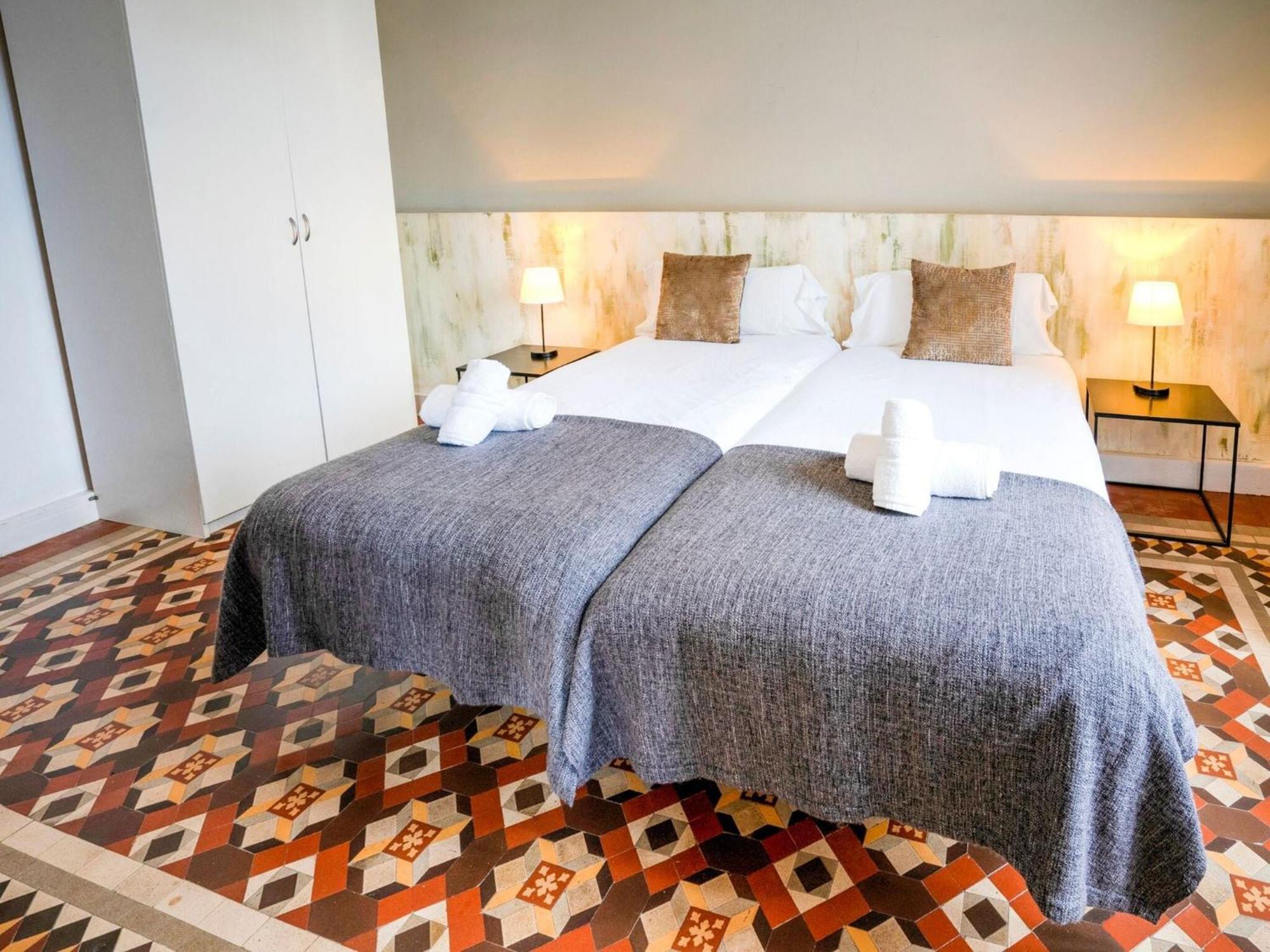 Luxurious For 9 People Recently Renovated In The Center Of Pousada