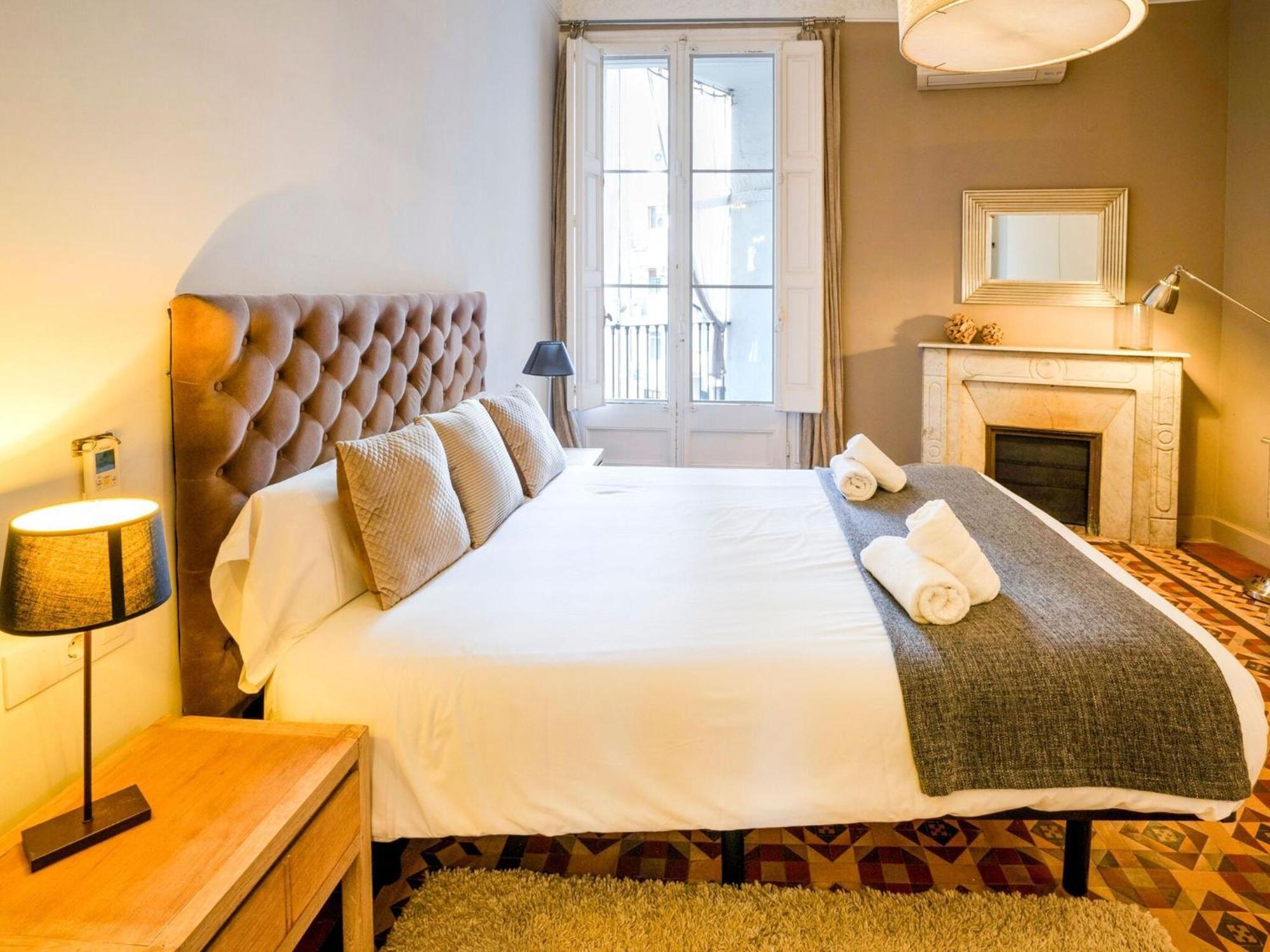 Luxurious For 9 People Recently Renovated In The Center Of Pousada