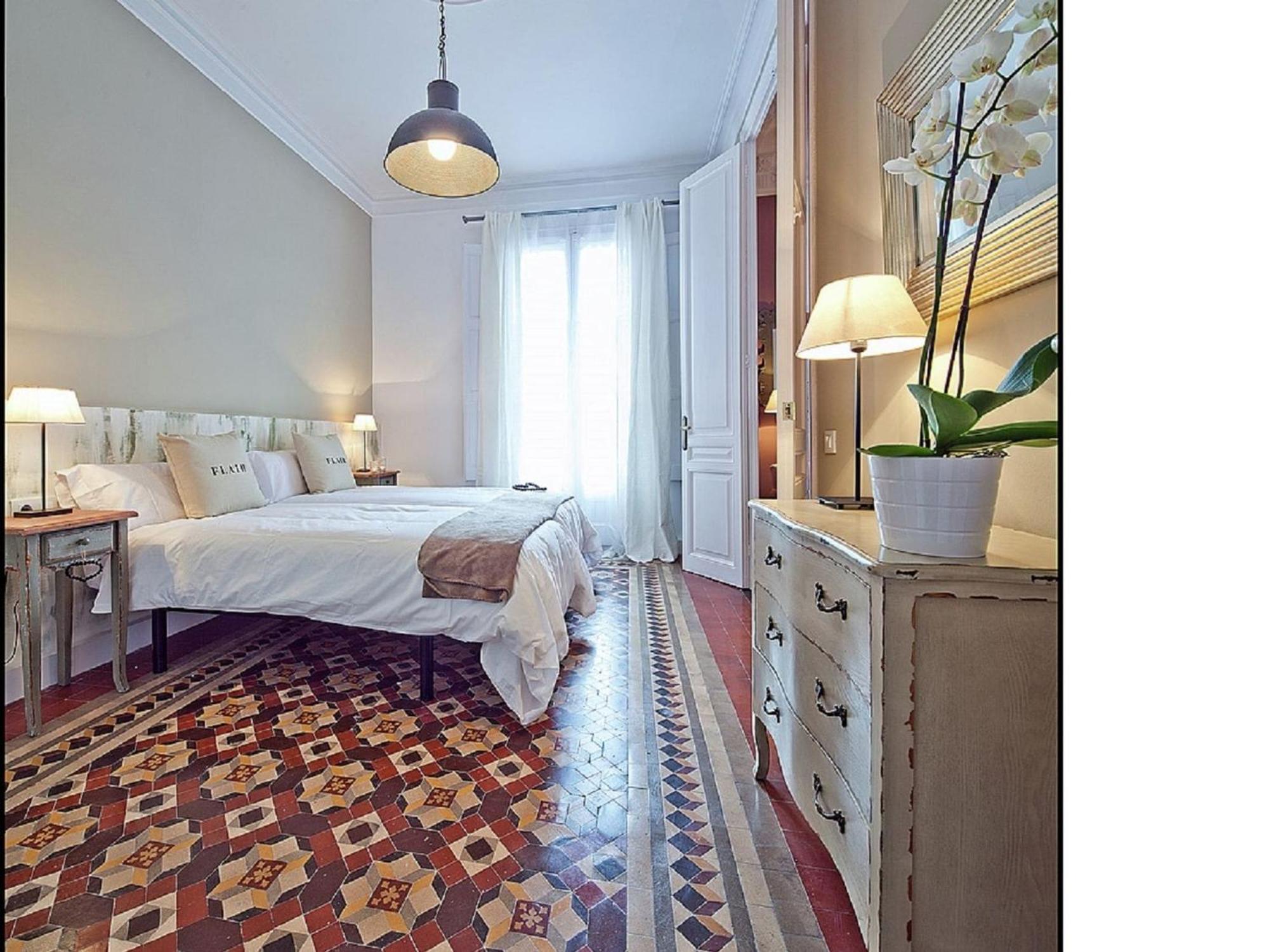 Luxurious For 9 People Recently Renovated In The Center Of Pousada *
