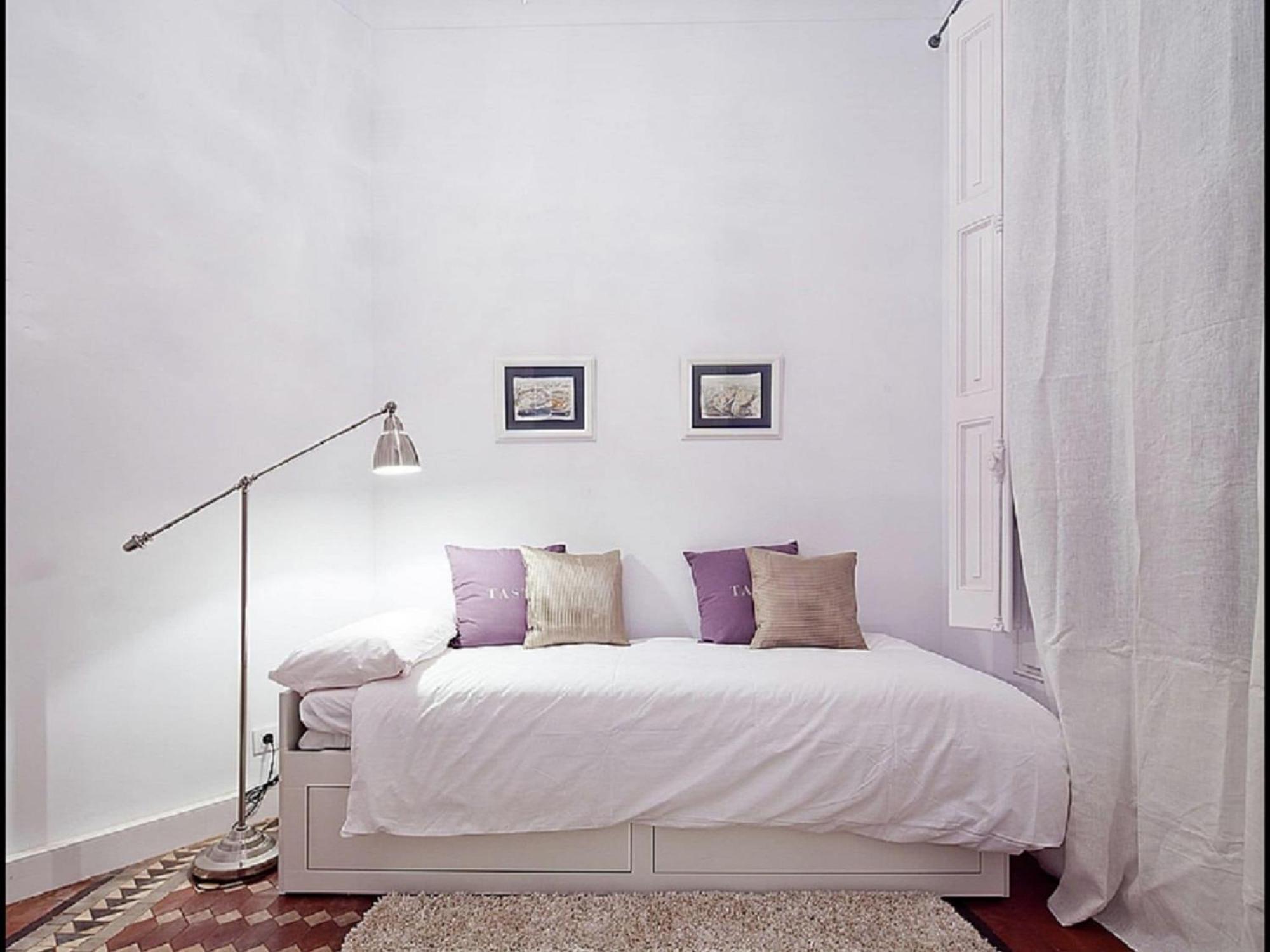 Luxurious For 9 People Recently Renovated In The Center Of Pousada Barcelona