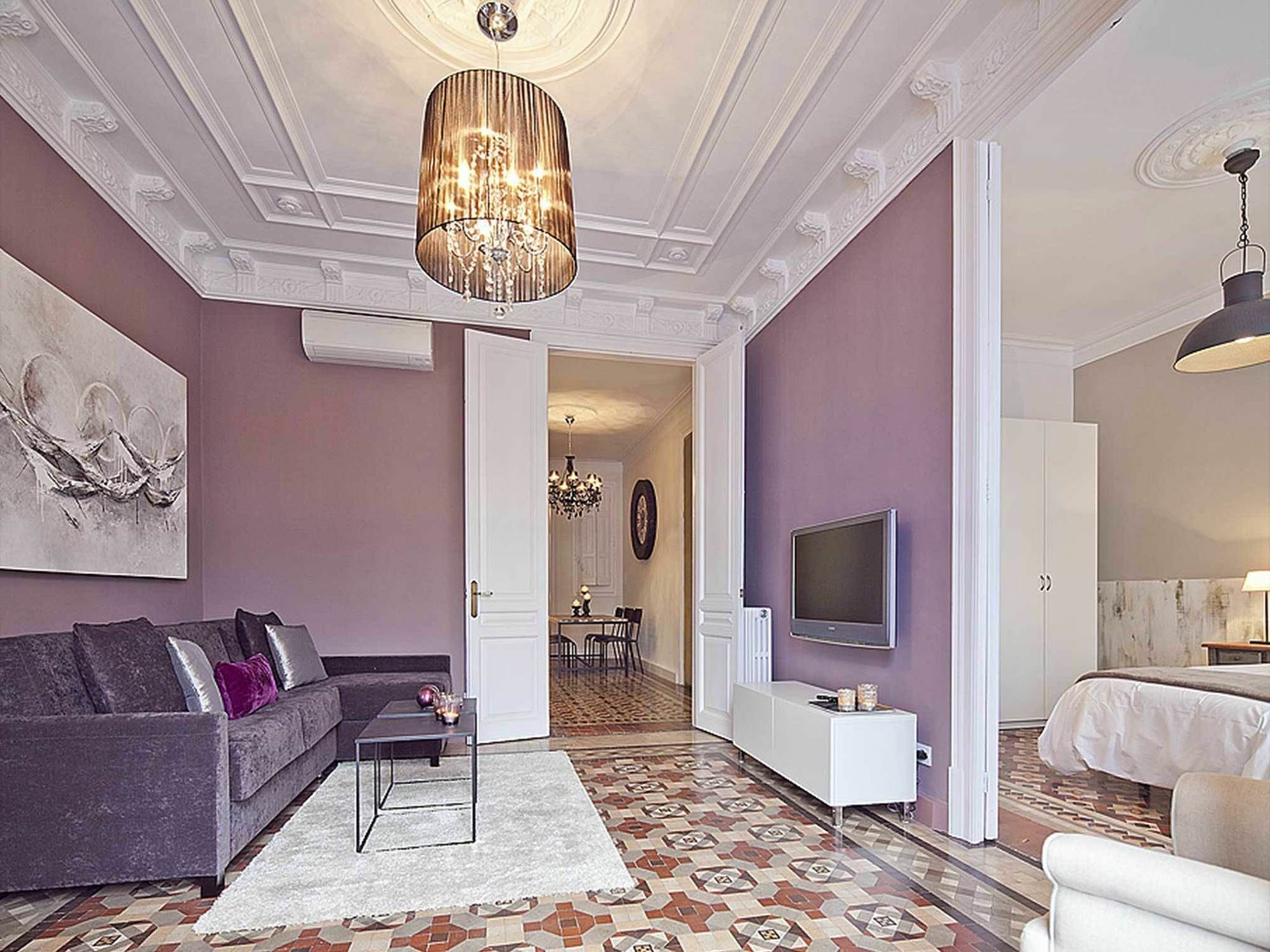 Pousada Luxurious For 9 People Recently Renovated In The Center Of Barcelona